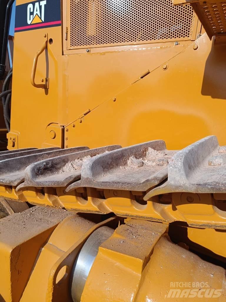 CAT D 9 R Kāpurķēžu buldozeri