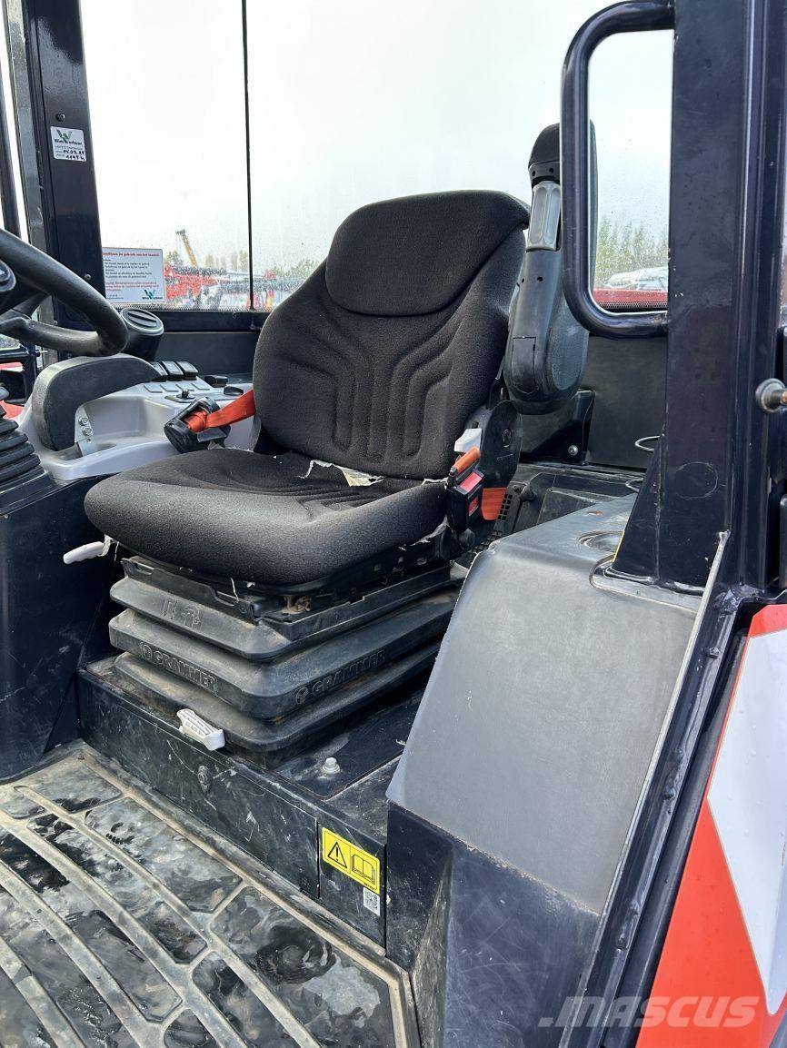 Kubota R070 (6678) Multifunkcionālie iekrāvēji
