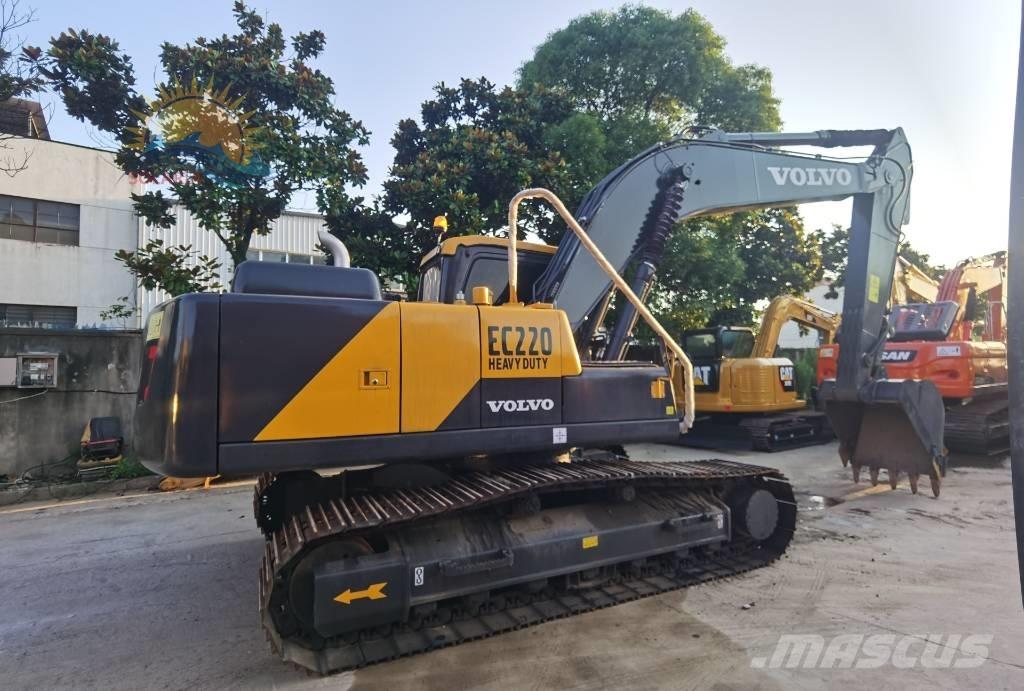 Volvo EC 220 Kāpurķēžu ekskavatori