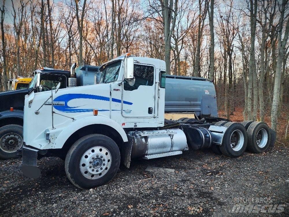 Kenworth T 800 B Vilcēji