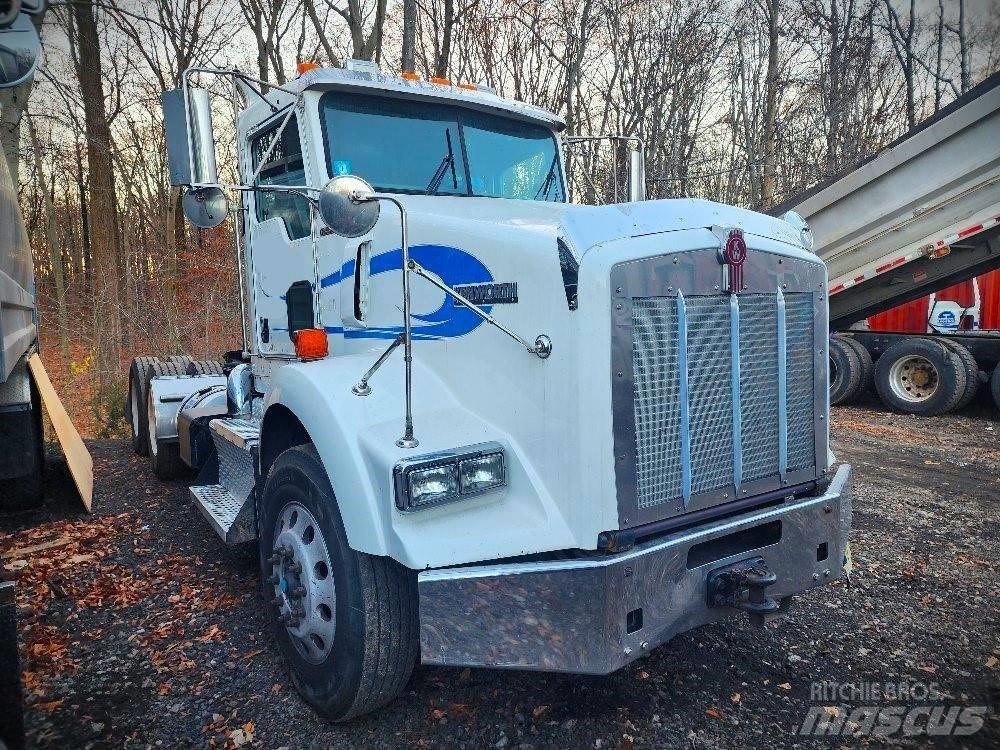 Kenworth T 800 B Vilcēji