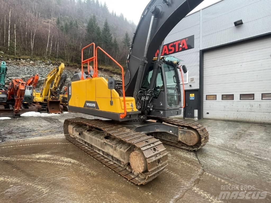 Volvo EC 220 EL Kāpurķēžu ekskavatori