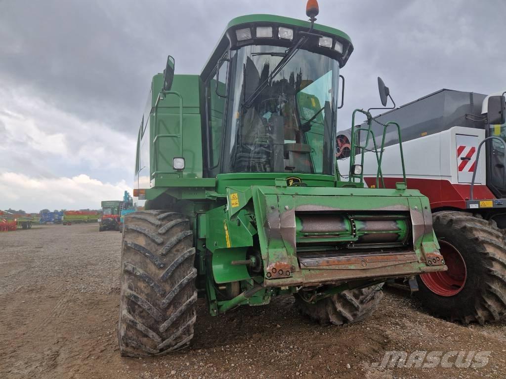 John Deere 9540 WTS Ražas novākšanas kombaini