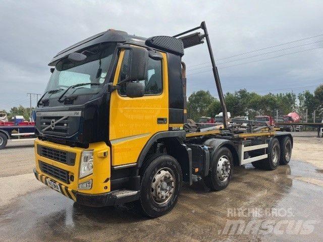 Volvo FM 380 Treileri ar āķi