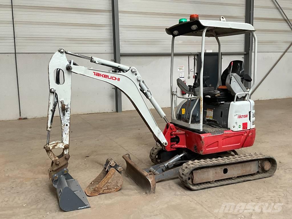 Takeuchi TB 215 R Mini ekskavatori < 7 t