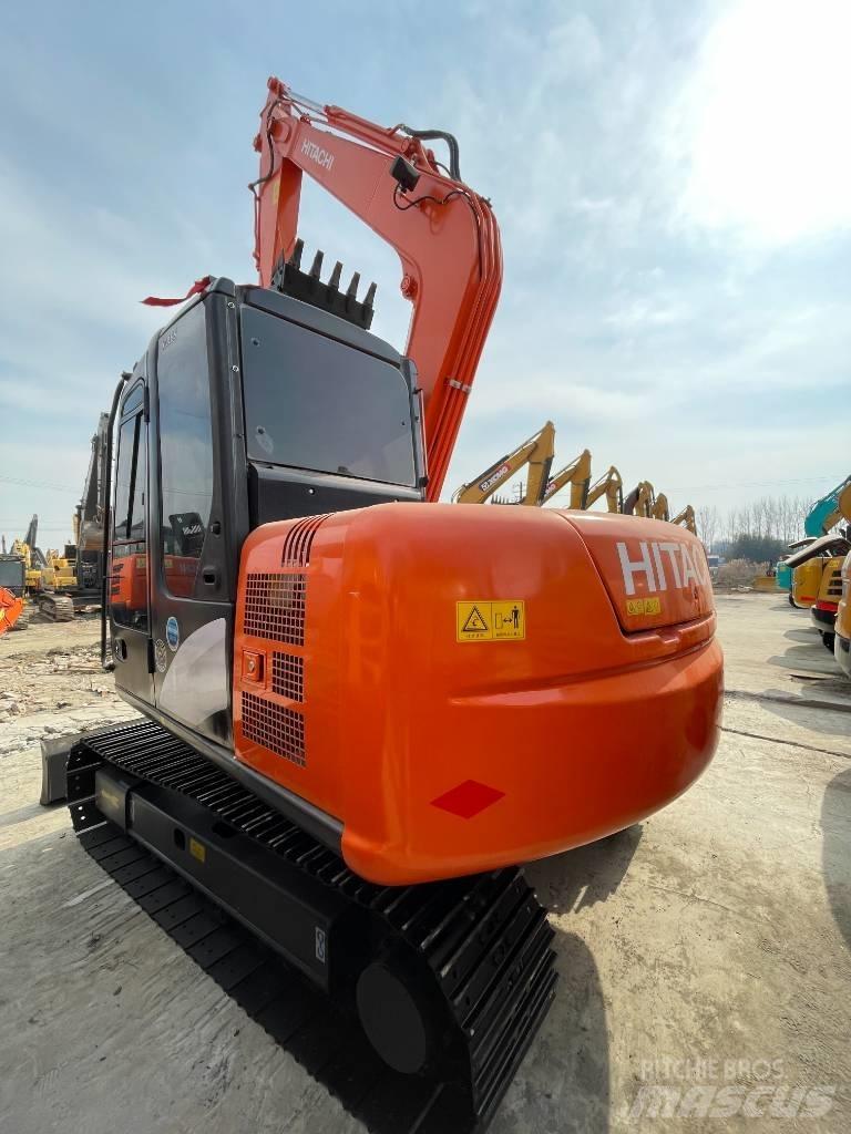Hitachi 70 Mini ekskavatori < 7 t