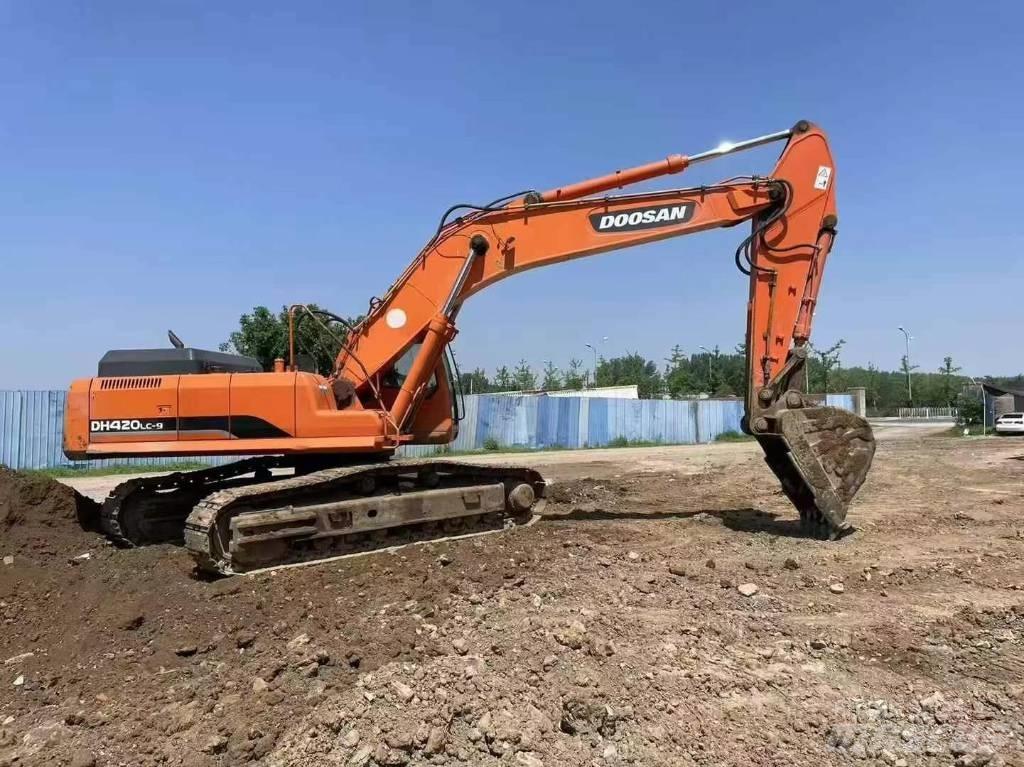 Doosan DH 370 LC-9 Kāpurķēžu ekskavatori