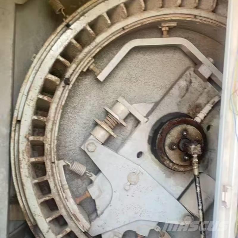 Kobelco 7150 Kāpurķēžu ceļamkrāni