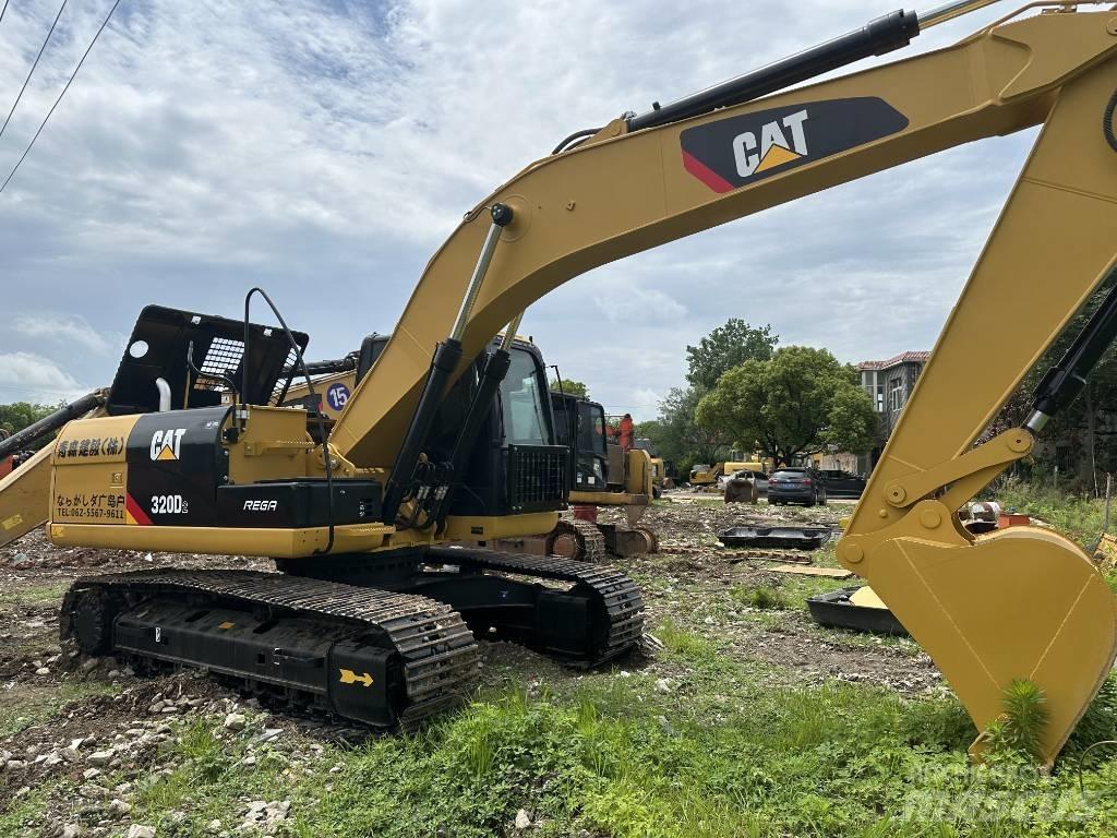 CAT 320 D Kāpurķēžu ekskavatori