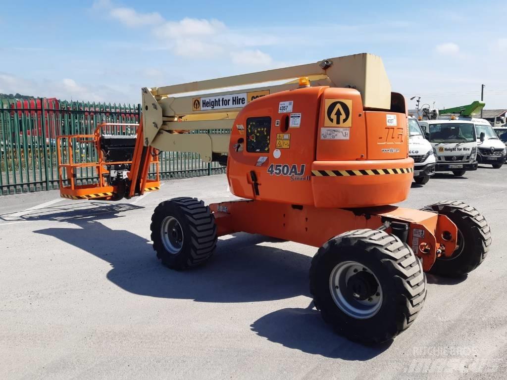 JLG 450 AJ Strēles pacēlāji