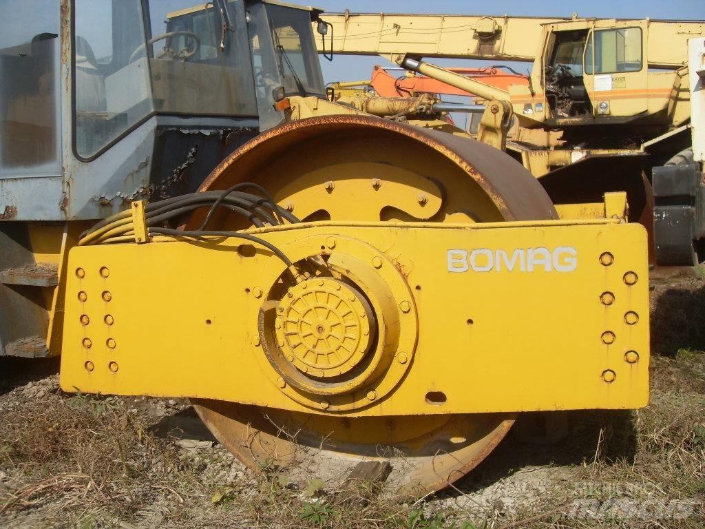 Bomag 217D Vienvalča grunts veltņi