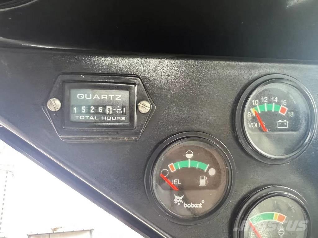 Bobcat S 450 Lietoti riteņu kompaktiekrāvēji