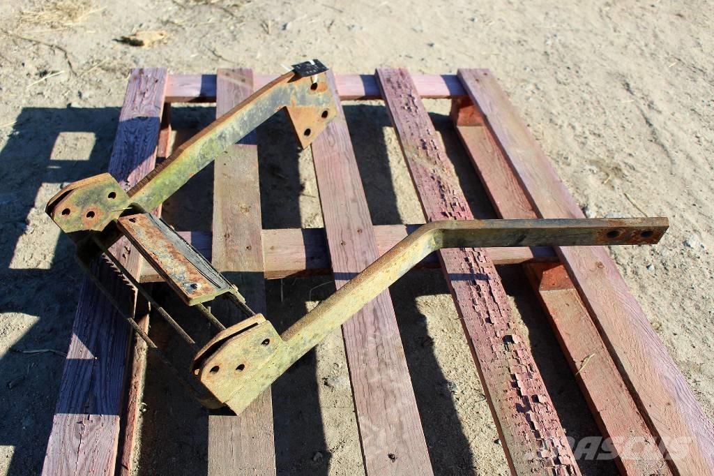  Fotsteg Šasija un piekare