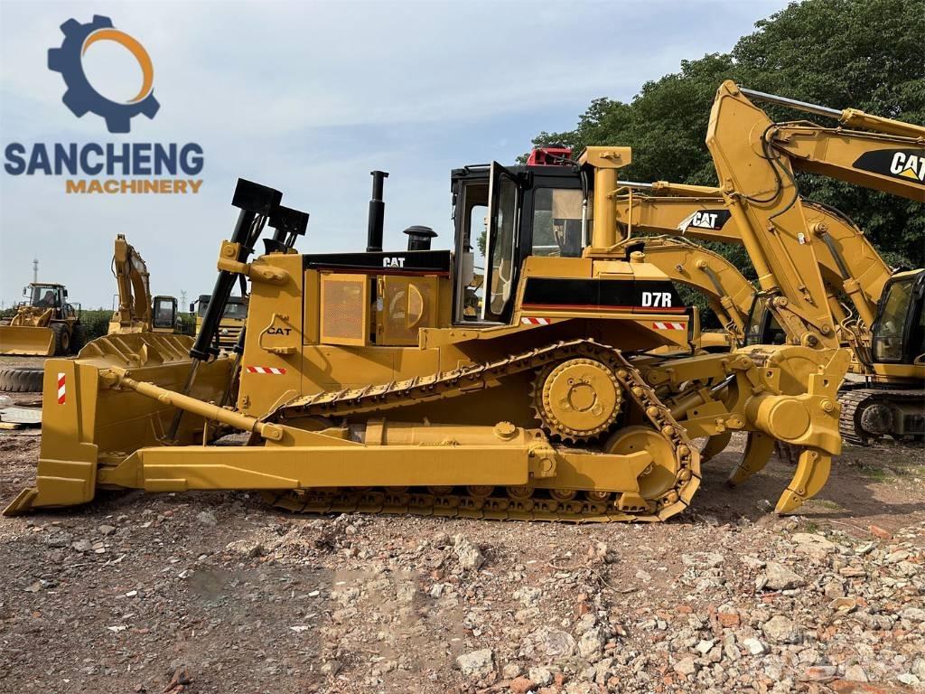 CAT D 7 R Kāpurķēžu buldozeri