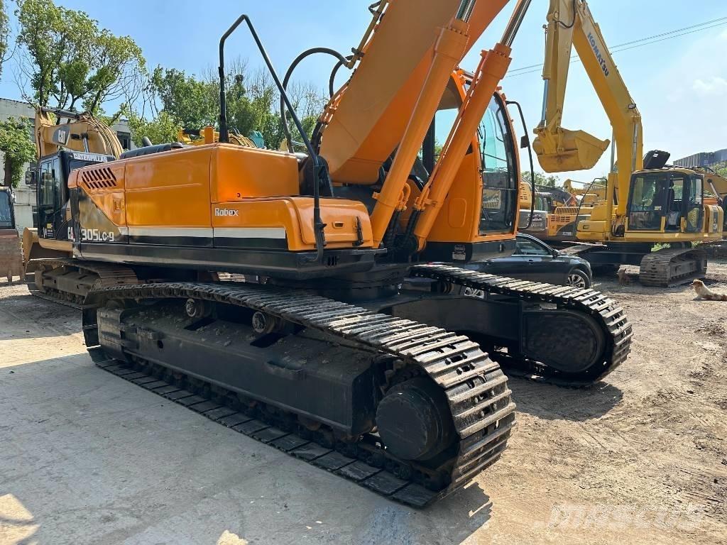 Hyundai R305-9 Kāpurķēžu ekskavatori