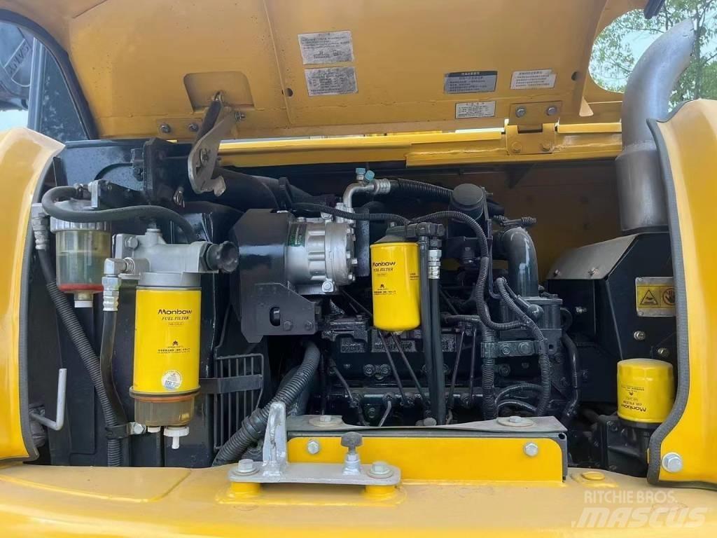 Komatsu PC70-8 Kāpurķēžu ekskavatori