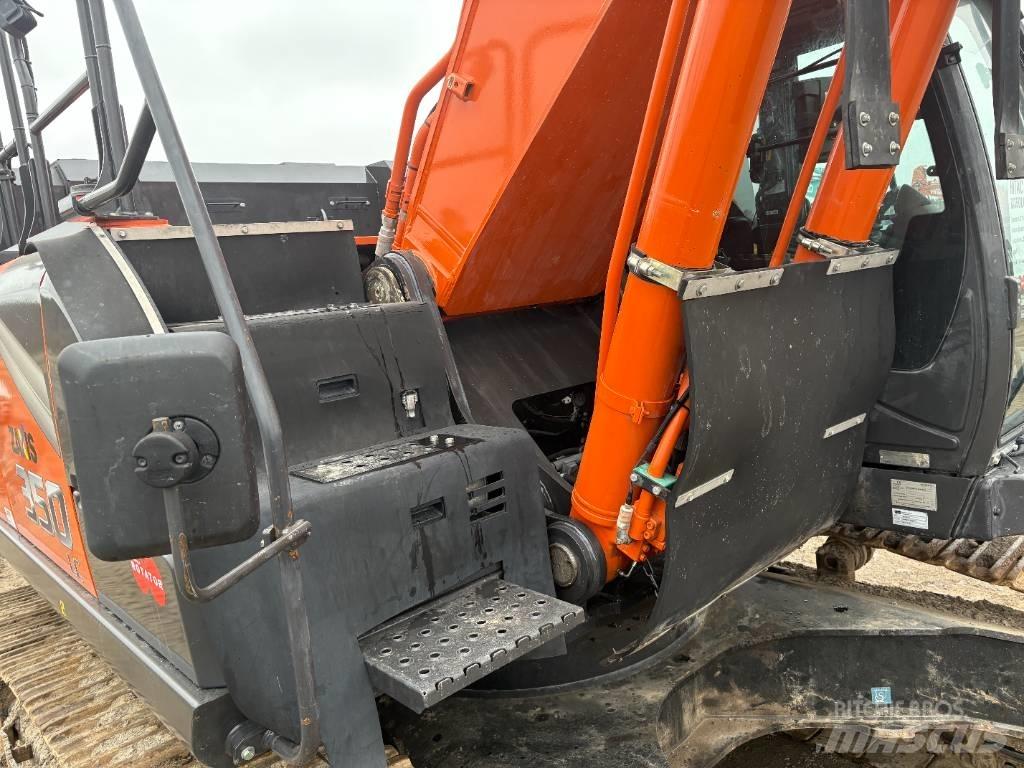 Hitachi ZX350LC-7 Kāpurķēžu ekskavatori