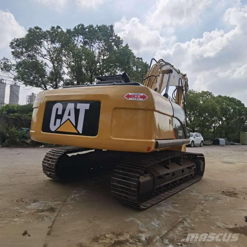 CAT 325 D L Kāpurķēžu ekskavatori