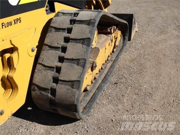 CAT 289 D Lietoti riteņu kompaktiekrāvēji