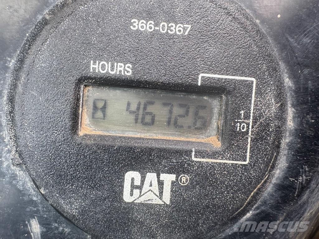 CAT 315 Kāpurķēžu ekskavatori