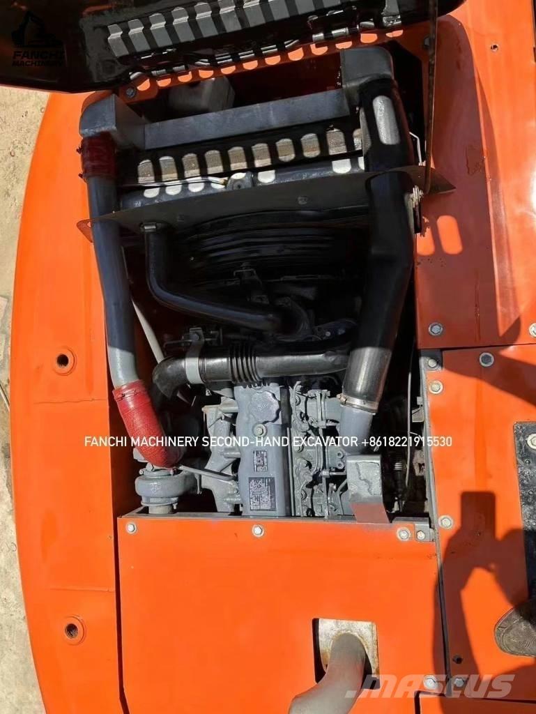 Hitachi Zaxis 120-6 Kāpurķēžu ekskavatori
