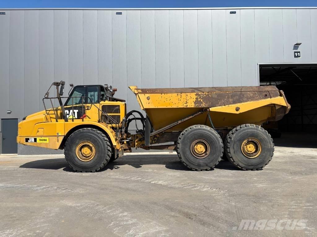 CAT 745 C Artikulētie pašizgāzēji