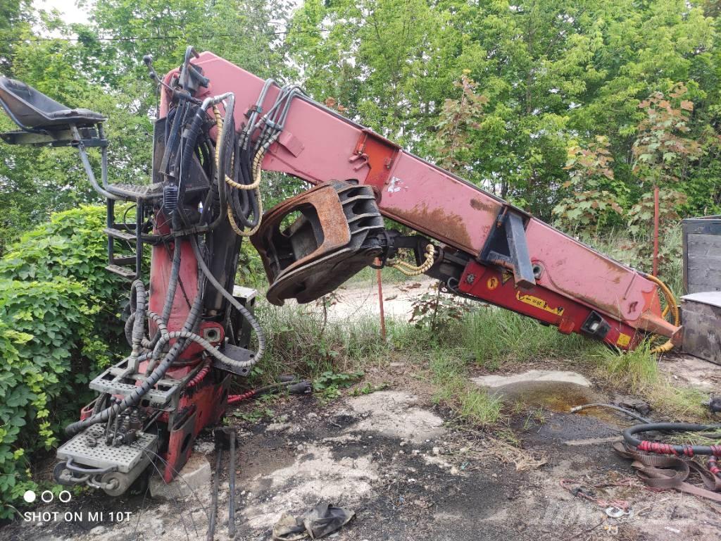 Jonsered 2490 Kokmateriālu krāni