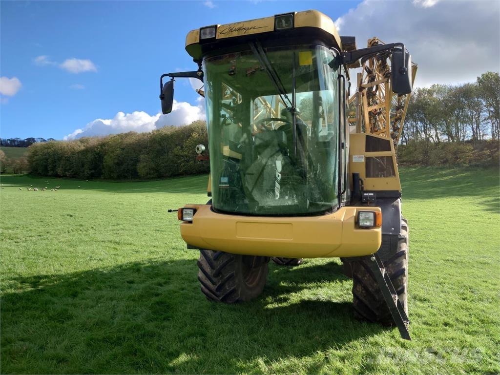 Challenger RG418 Pašgājēji smidzinātāji