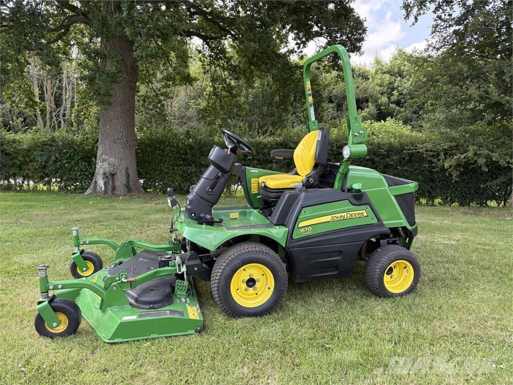 John Deere 1570 Mauriņa traktors