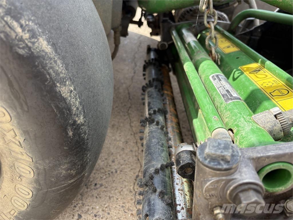 John Deere 2500E Stumjamās pļaujmašīnas