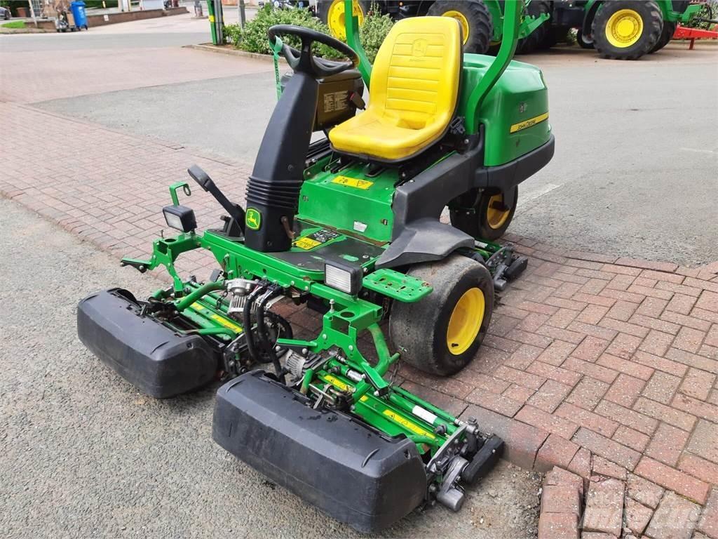 John Deere 2500EH Stumjamās pļaujmašīnas
