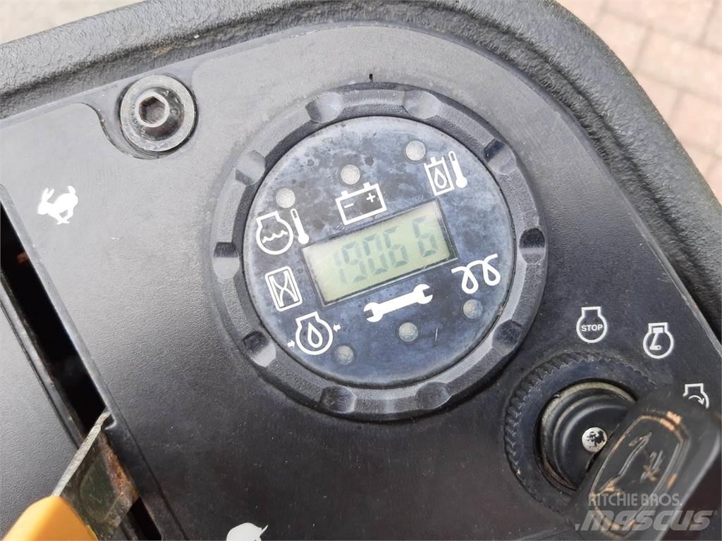 John Deere 2500EH Stumjamās pļaujmašīnas