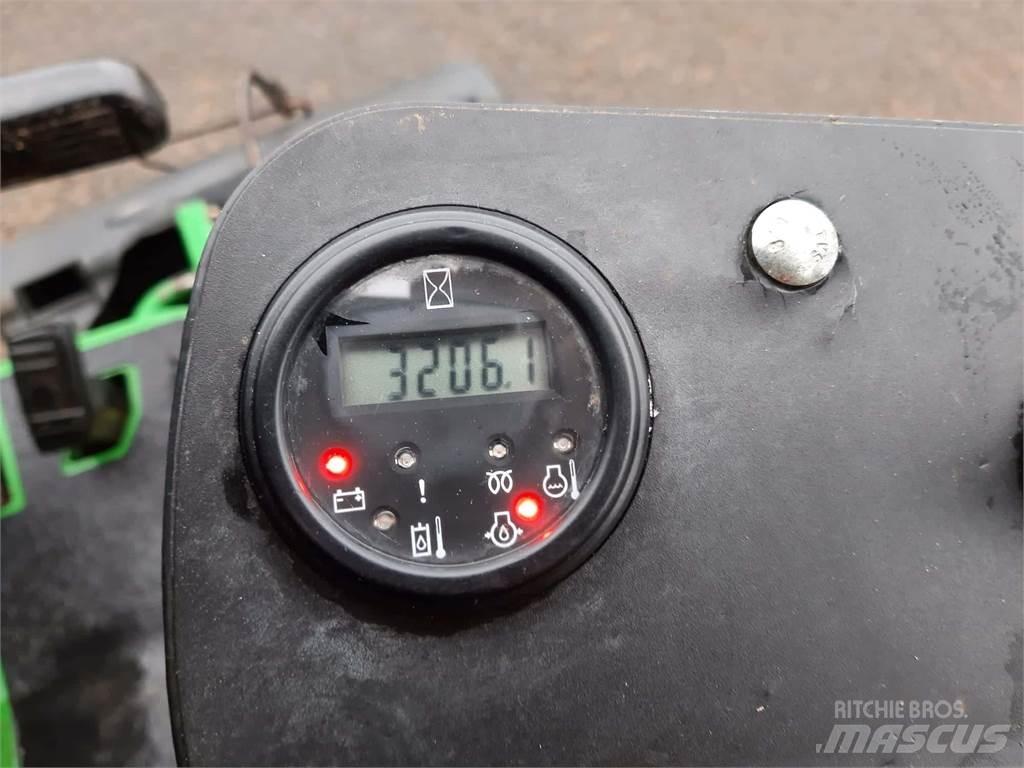 John Deere 2500EH Stumjamās pļaujmašīnas