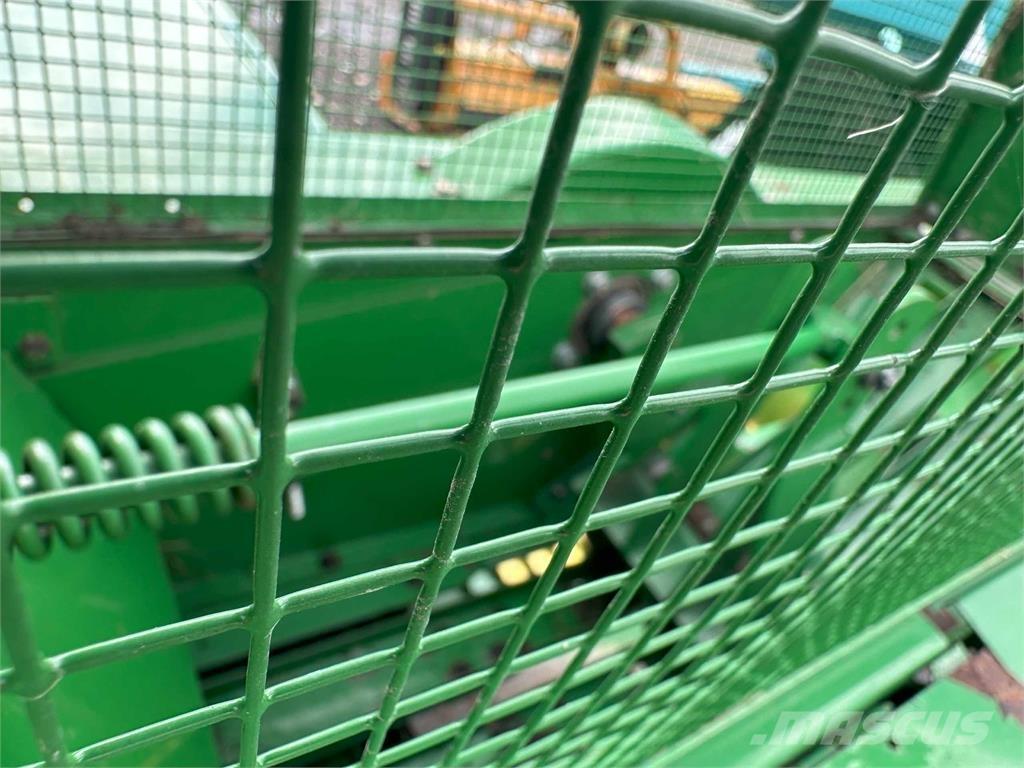 John Deere 459 Ķīpu preses