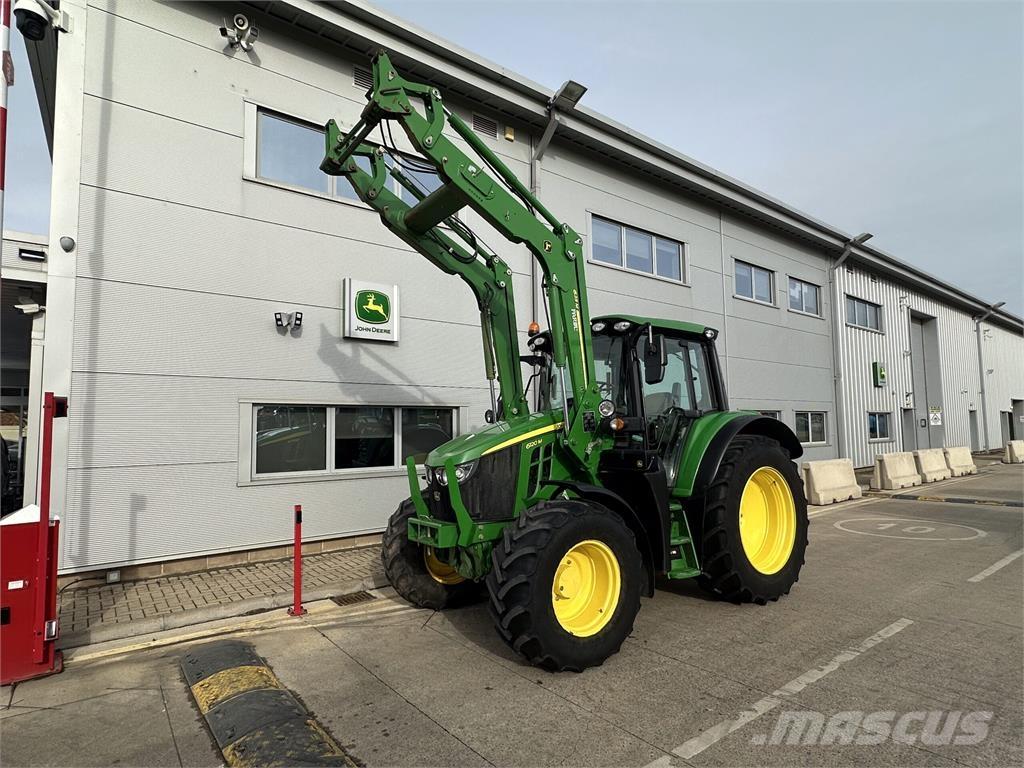 John Deere 6120M Traktori