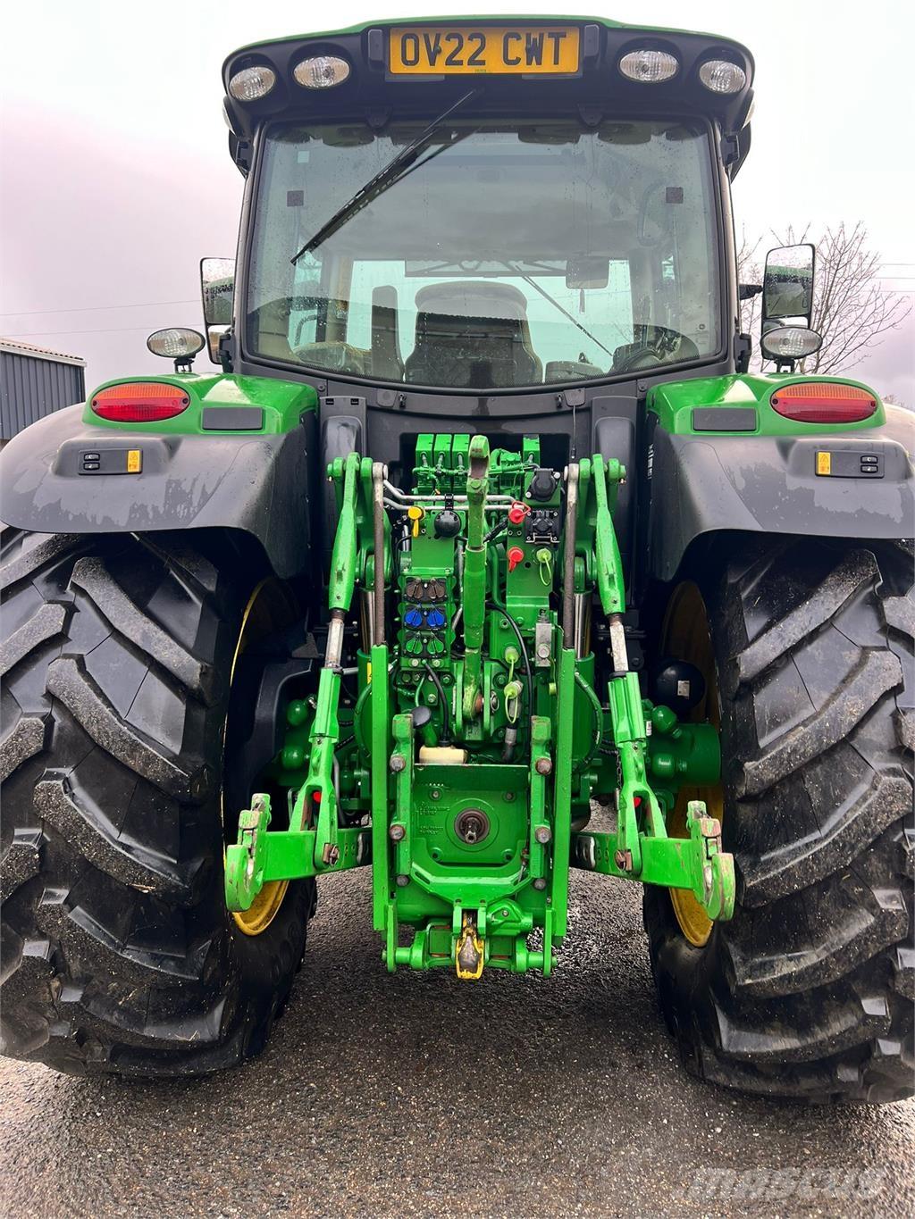 John Deere 6125R Traktori