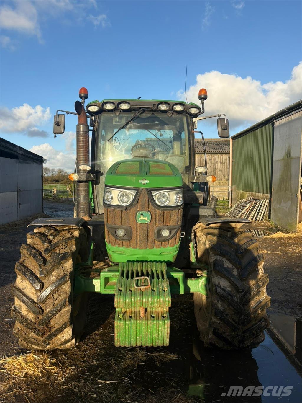 John Deere 6140R Traktori