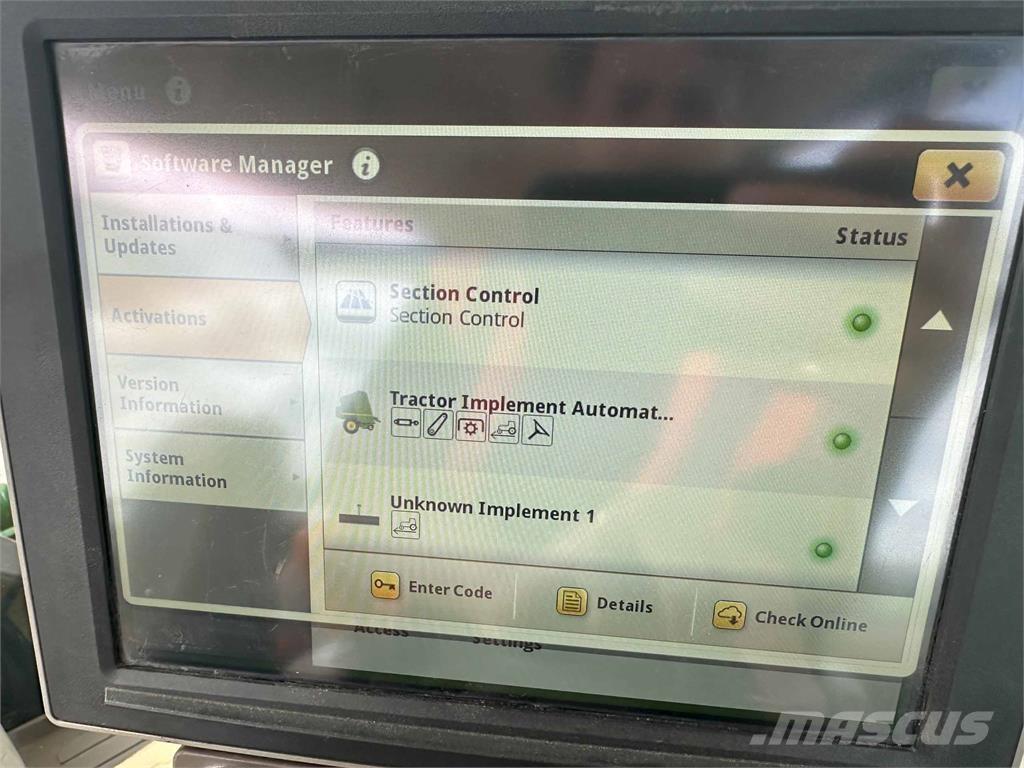 John Deere 6155R Traktori