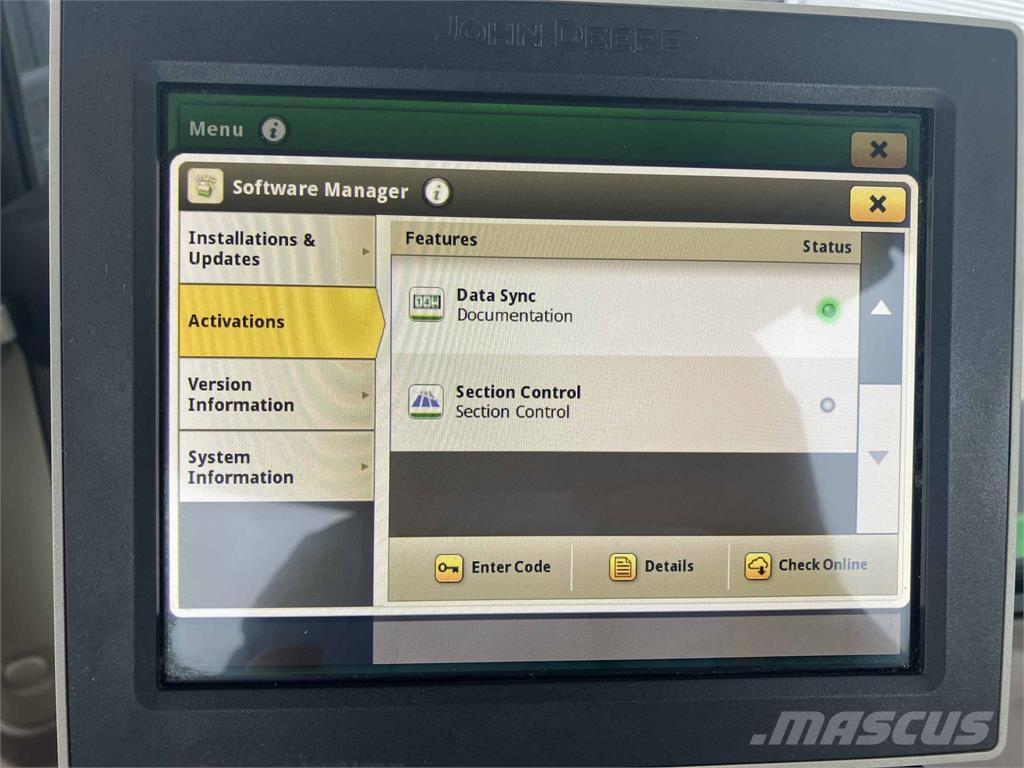 John Deere 6155R Traktori