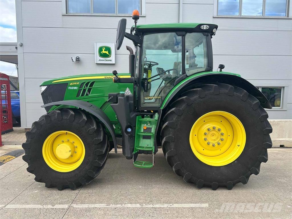 John Deere 6215R Traktori