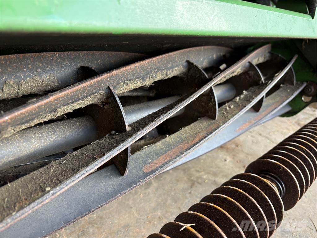 John Deere 7200A Stumjamās pļaujmašīnas