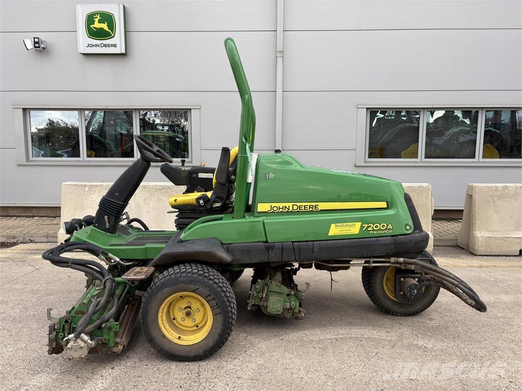 John Deere 7200A Stumjamās pļaujmašīnas