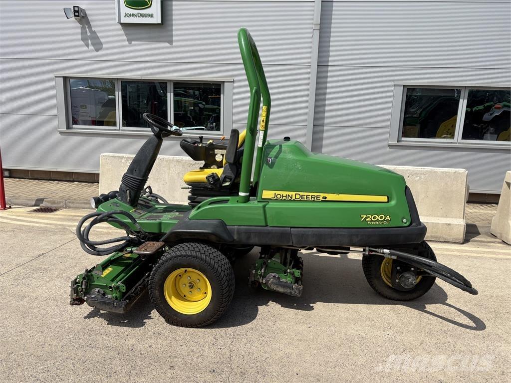 John Deere 7200A Stumjamās pļaujmašīnas