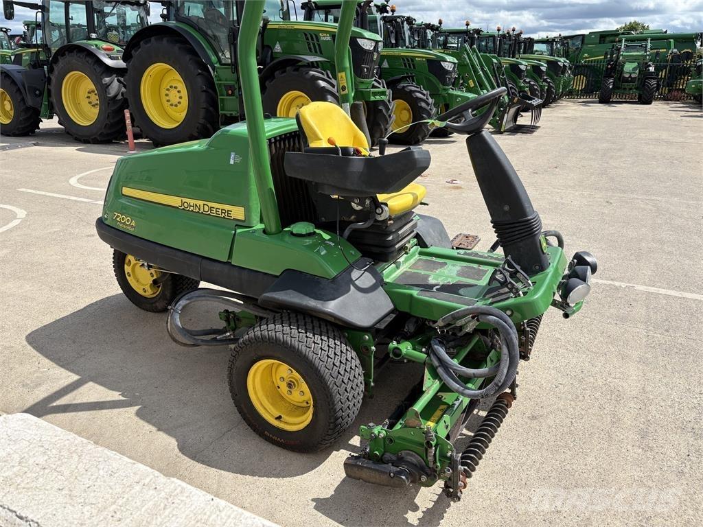John Deere 7200A Stumjamās pļaujmašīnas