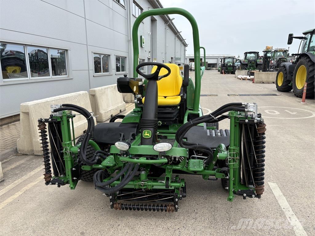 John Deere 7700A Stumjamās pļaujmašīnas
