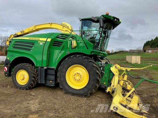 John Deere 8400i Lopbarības novācēji