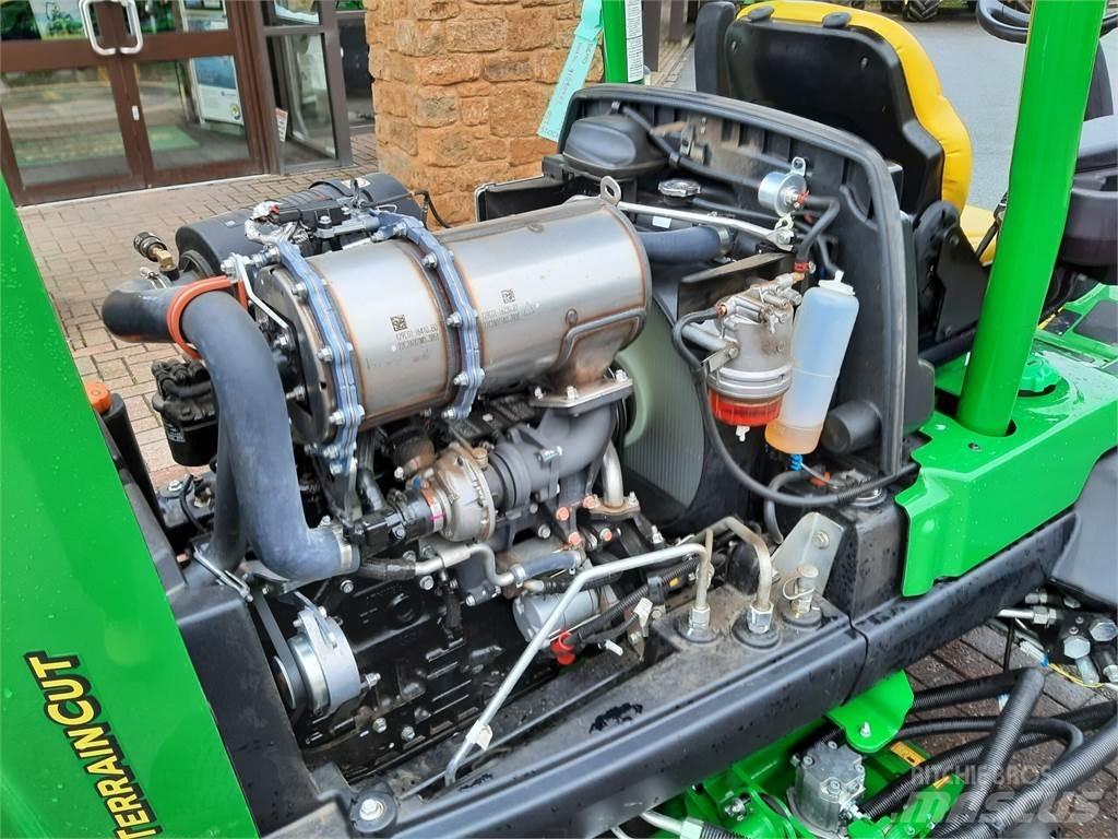 John Deere 8800A Stumjamās pļaujmašīnas