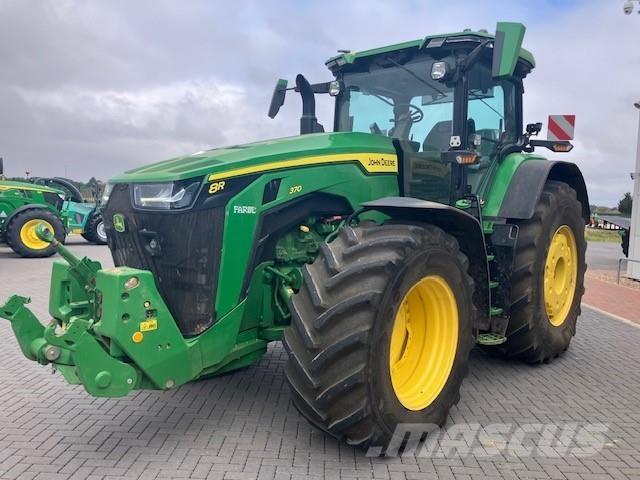 John Deere 8R 370 Traktori