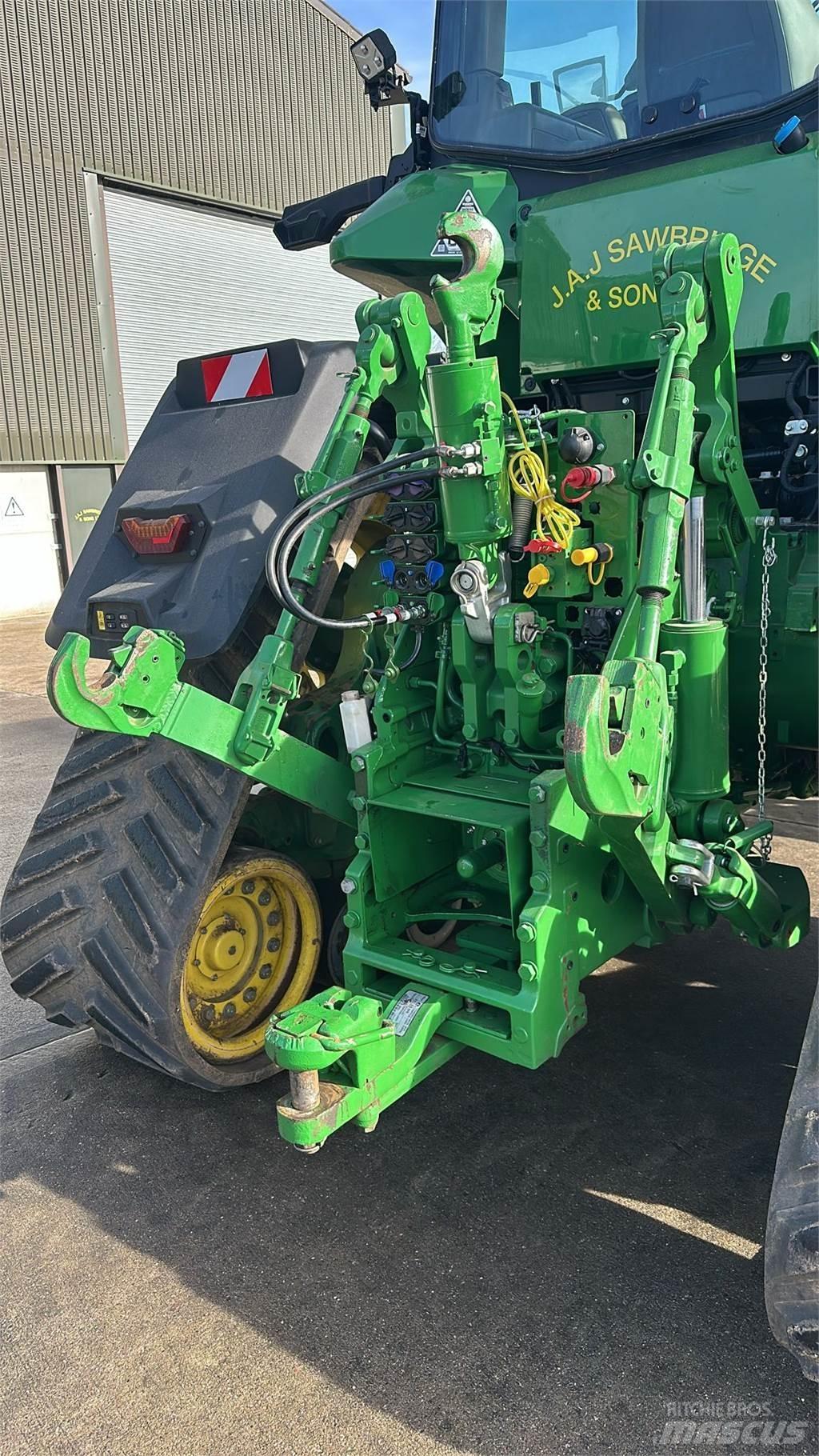 John Deere 8RX 410 Traktori