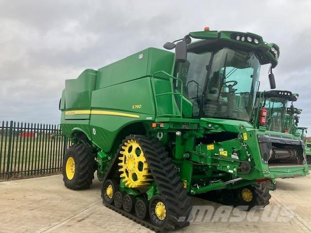 John Deere S790 Ražas novākšanas kombaini